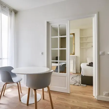 Beautiful One Bedroom In * Paříž