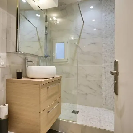 Apartmán Beautiful One Bedroom In *